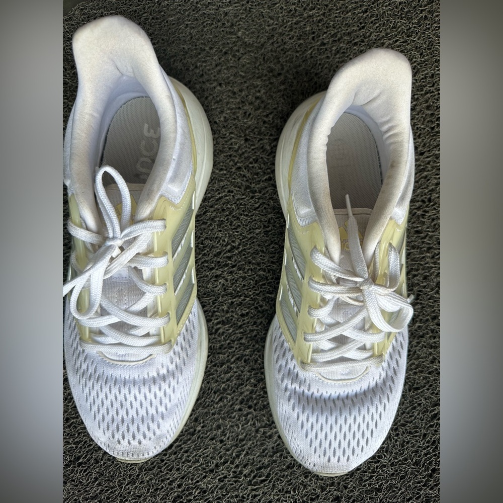 Adidas EQ21 Run White Sandy Beige Metallic W size 8